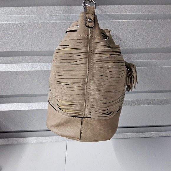 Fringe Bucket Bag Boho Crossbody Purse Tassel Shoulder Bag - Picture 4 of 14